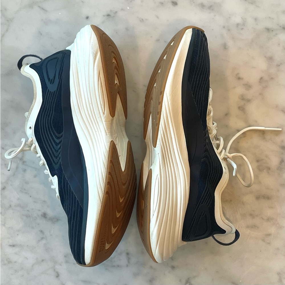 APL Athletic Propulsion Labs Streamline Running Shoe, navy/white, worn once, sz7 - Picture 8 of 16